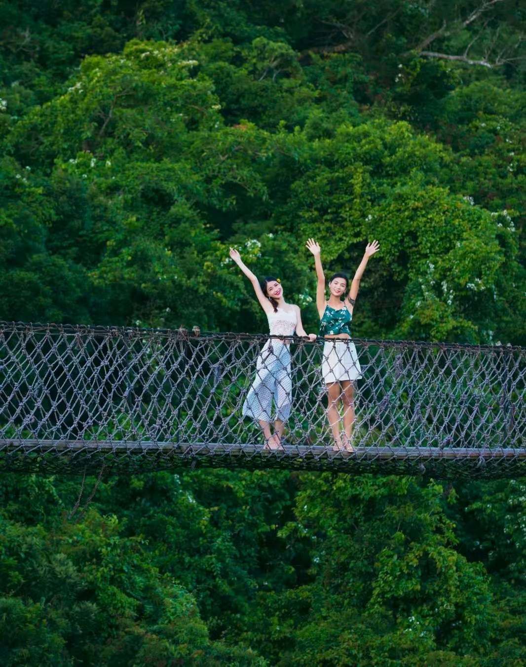 b40136bf08eea6f9ef389a1d2b6f5fd1